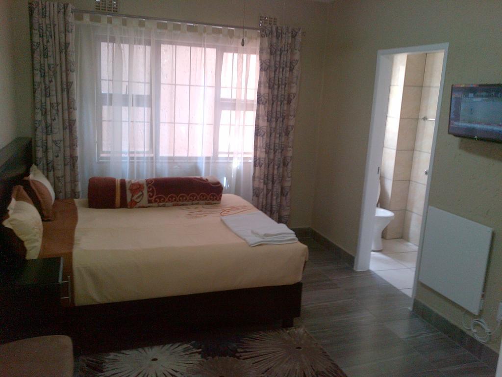 Chisam Guest Lodge Pty Ltd Johannesburg Bilik gambar