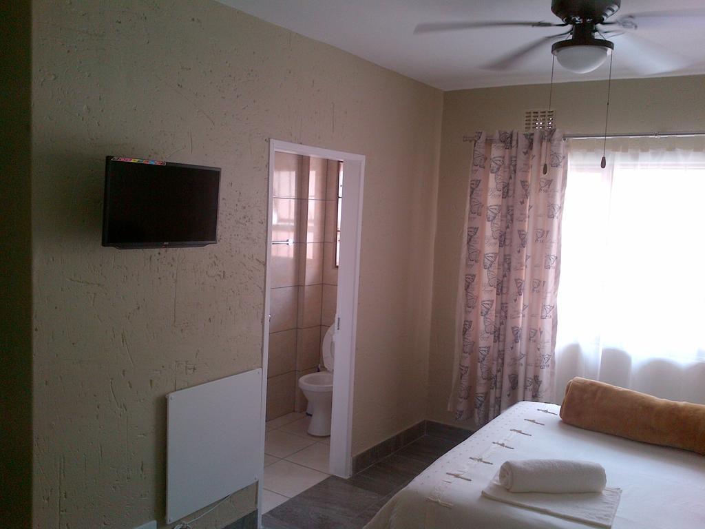 Chisam Guest Lodge Pty Ltd Johannesburg Bilik gambar