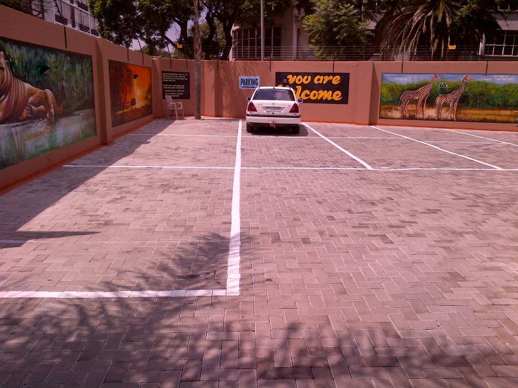 Chisam Guest Lodge Pty Ltd Johannesburg Luaran gambar